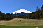 富士山芝生快晴